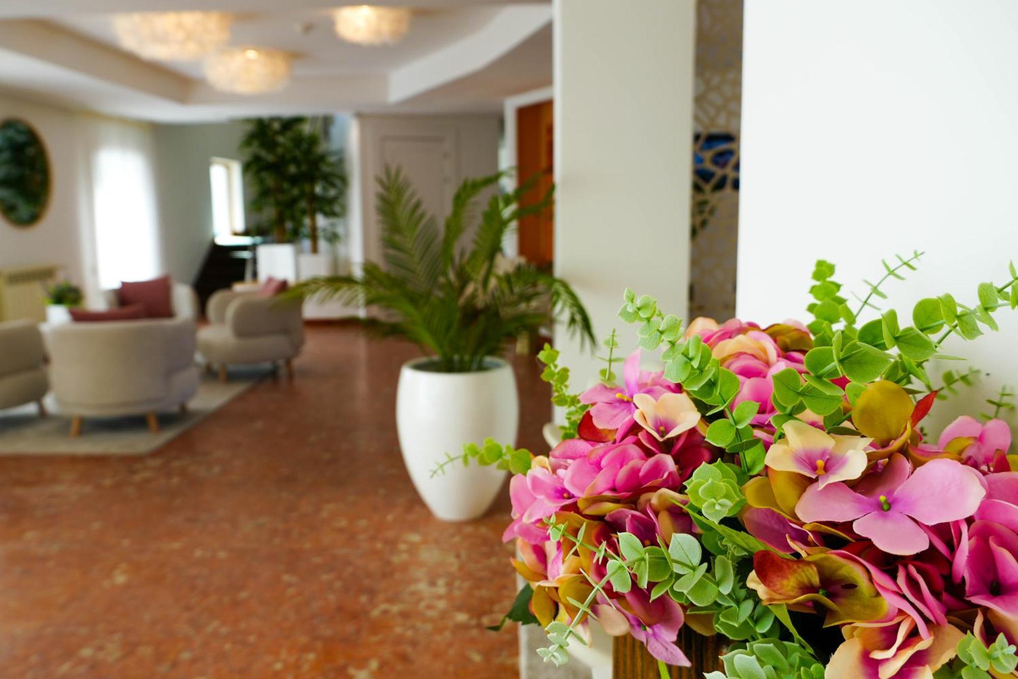 Miramar Hotel Spa & Apartments Nazare Ngoại thất bức ảnh
